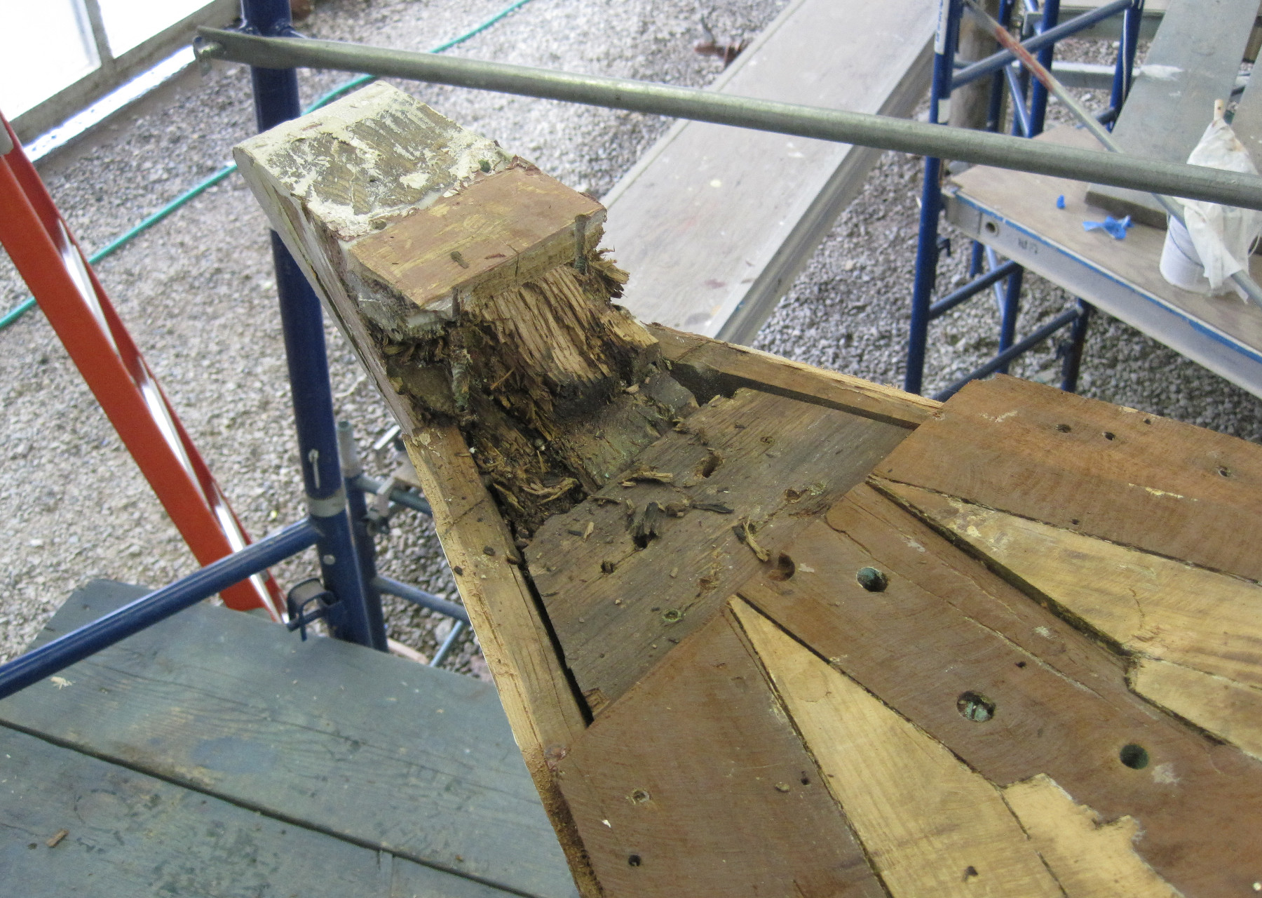 Wooden Boat Restoration - Kestrel - The stem didn't get much better the deeper we dug.